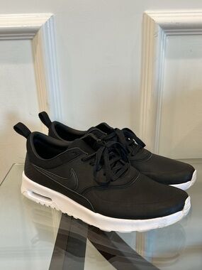 Women’s Nike Air Max Thea Sneakers